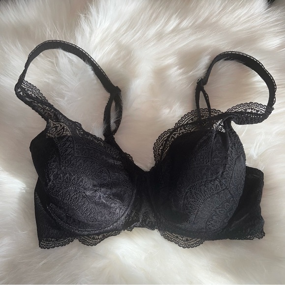 Simone Perele
Karma 3D
Molded Bra
Black
34D - Picture 10 of 13